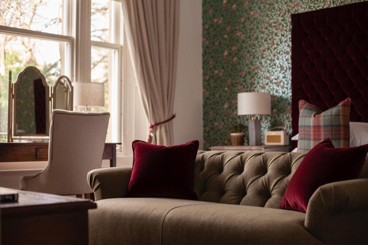 The Roseate Edinburgh - Small Luxury Hotels Of The World Exterior photo A sofa