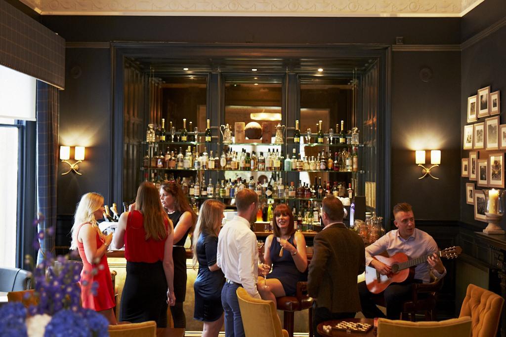 The Roseate Edinburgh - Small Luxury Hotels Of The World Exterior photo The bar at the Ivy