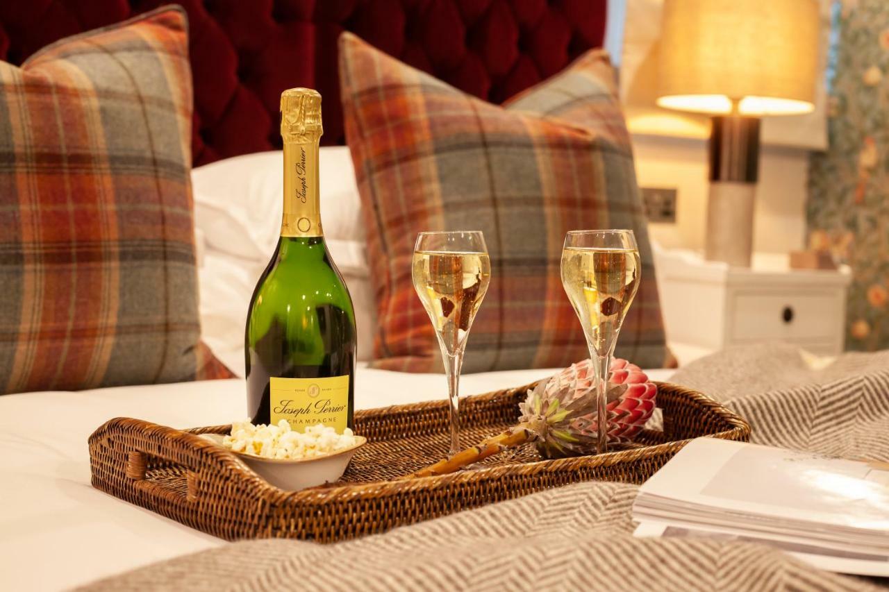 The Roseate Edinburgh - Small Luxury Hotels Of The World Exterior photo Champagne