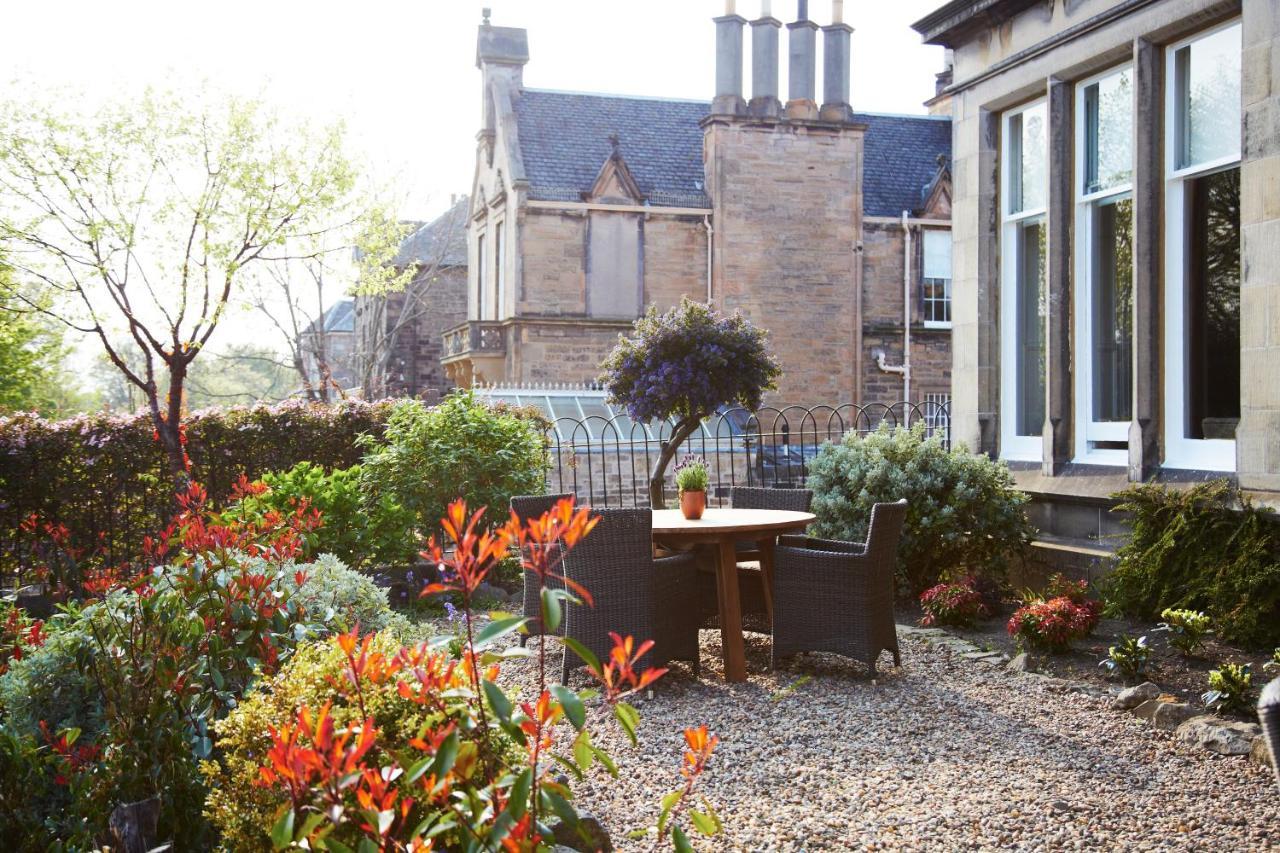 The Roseate Edinburgh - Small Luxury Hotels Of The World Exterior photo The courtyard at the Old Manse